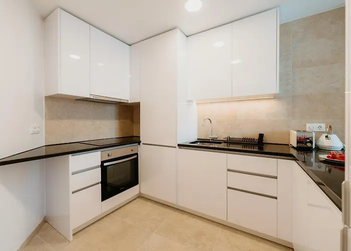 Mary Pink - No 2c - Elegant Two-bedroom Лиссабон