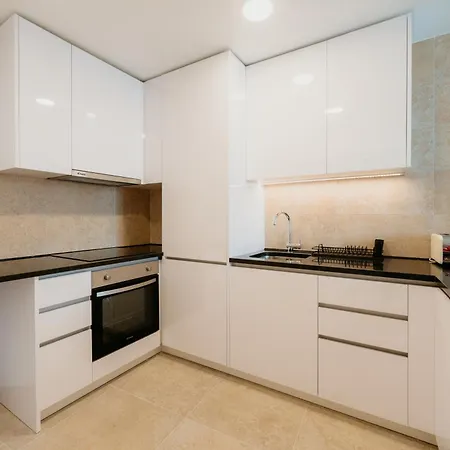 Mary Pink - No 2c - Elegant Two-bedroom Lisboa